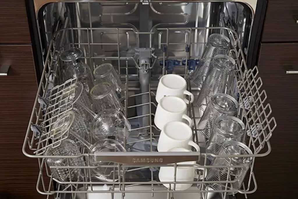 Не включается посудомоечная машина  ASCOLI